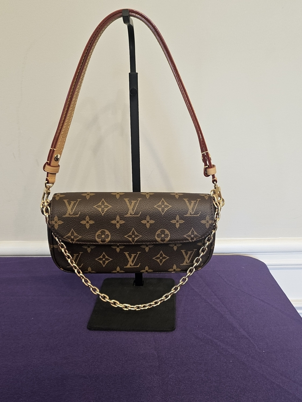 Louis Vuitton Ivy Wallet On Chain Monogram Microchipped w/ Dustbag - Picture 6 of 15